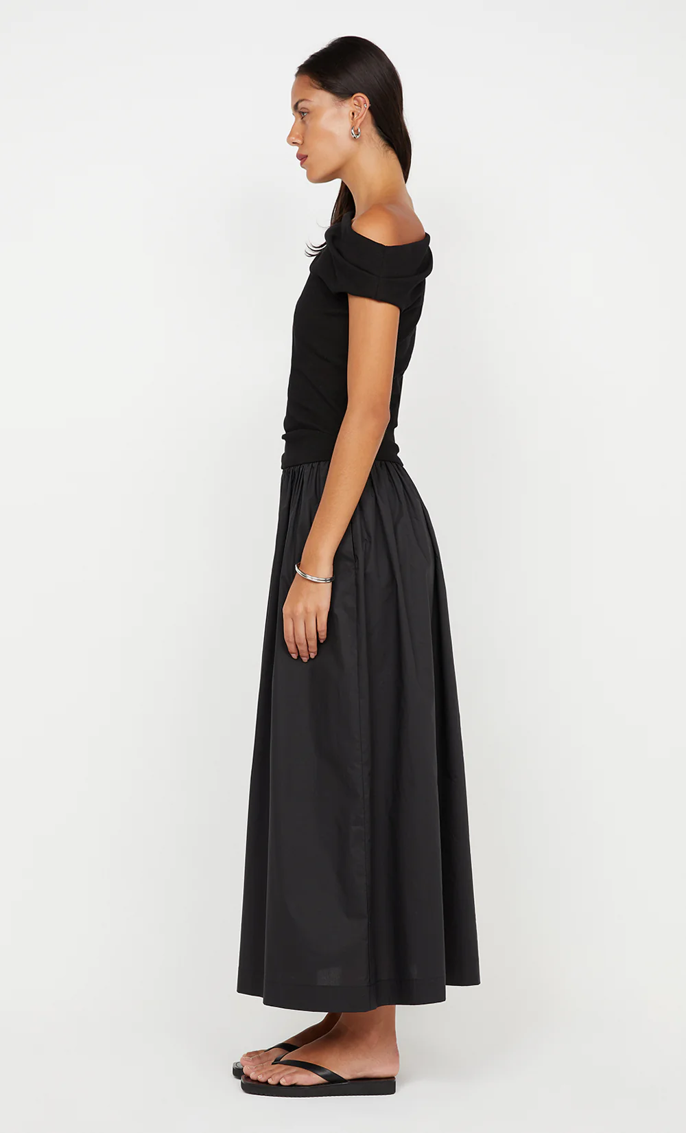 FREYA ASYM MAXI DRESS - BLACK - Image 4