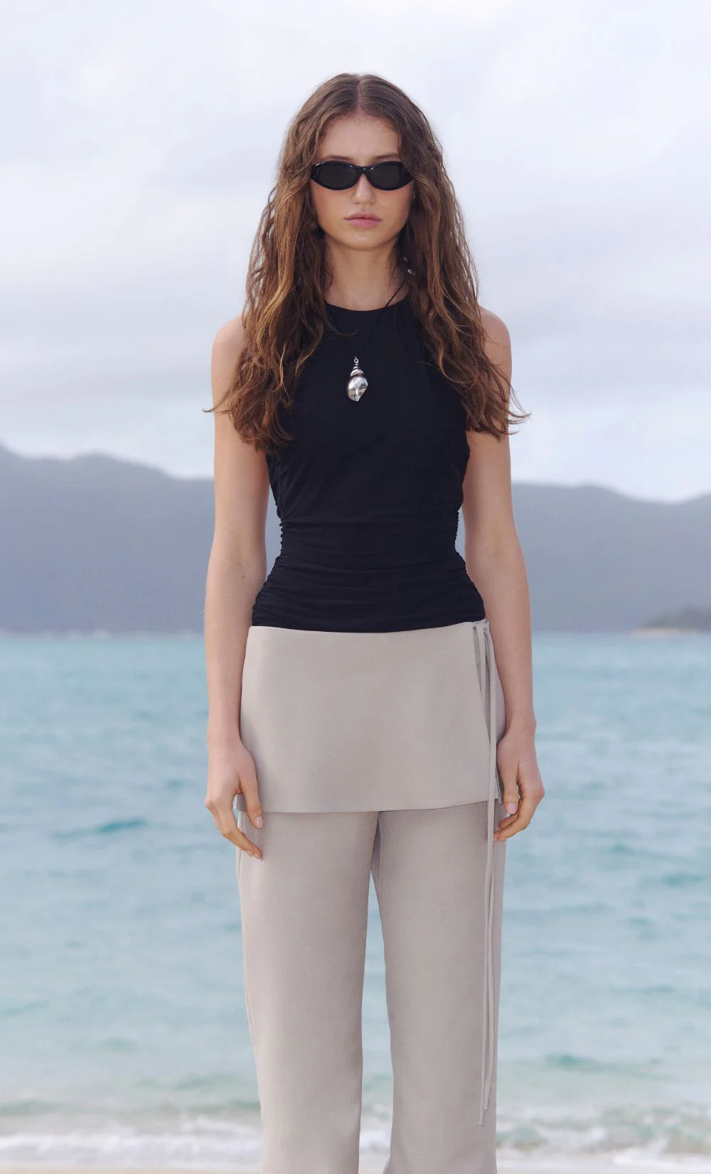 WINNIE FRILL TOP - BLACK - Image 7