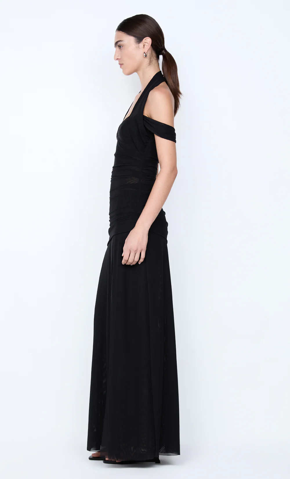 WINNIE HALTER MAXI DRESS - BLACK - Image 6